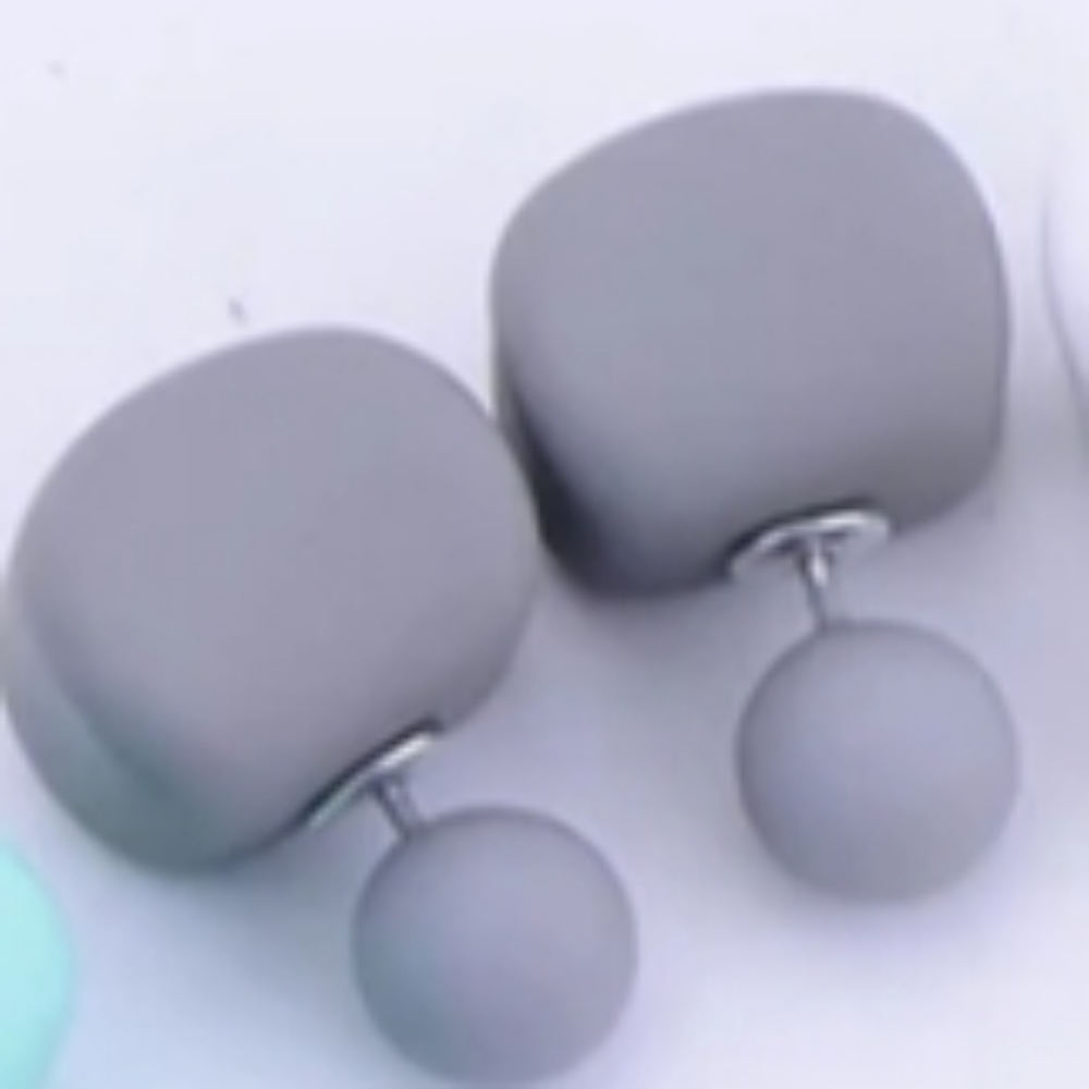 🌪Grey Double-Side Ball & Square Earrings🌪